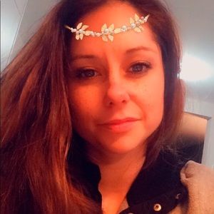 Meet your Posher, Caroline